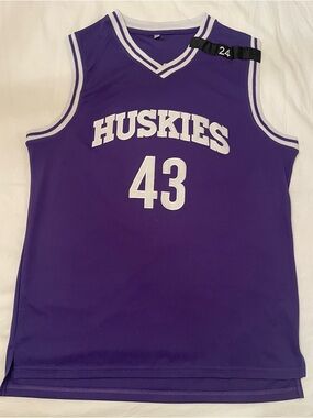 Men’s The 6th Man 'Kenny Tyler' Huskies Basketball Jersey Size XXL